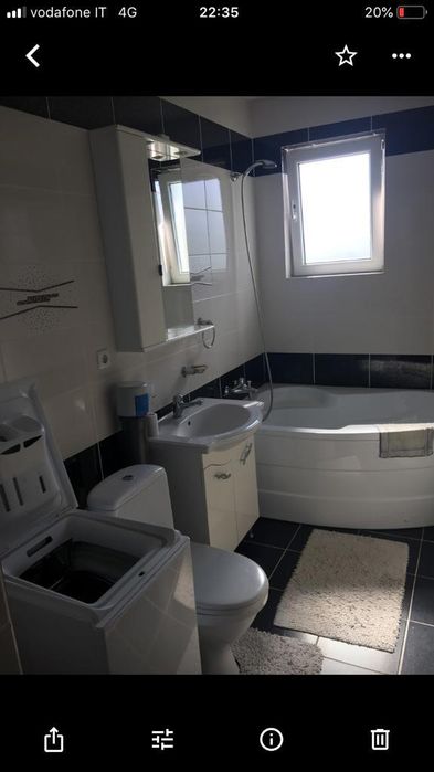 Vând apartament cu 2 camere ultracentral