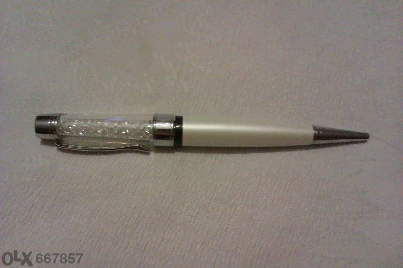 химикалка Swarovski+ 4 GB USB памет и Lanvin