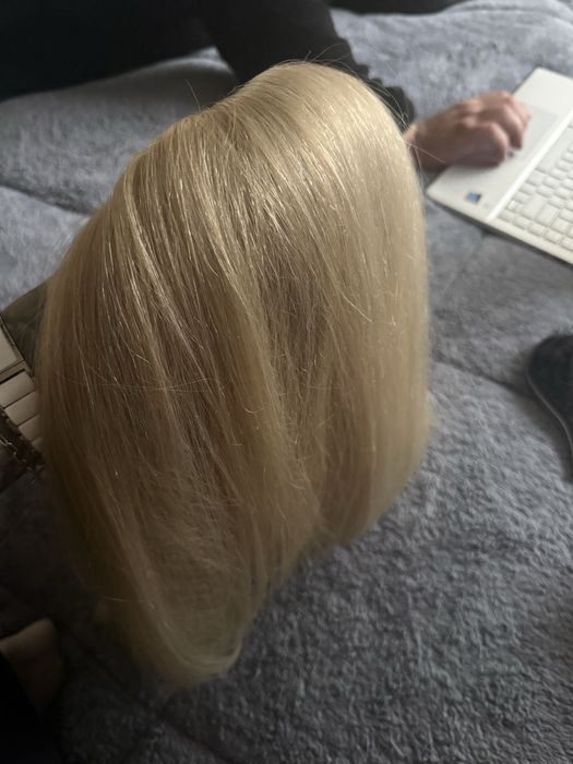 Естественна руса коса