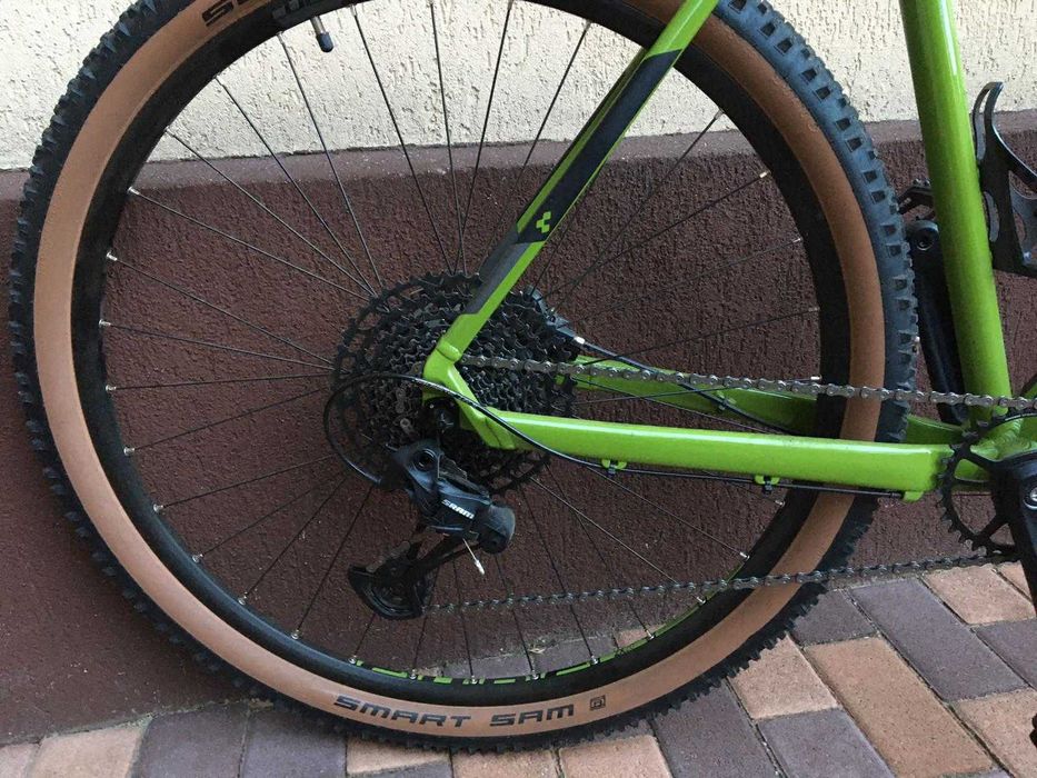 Bicicleta Cube Analog