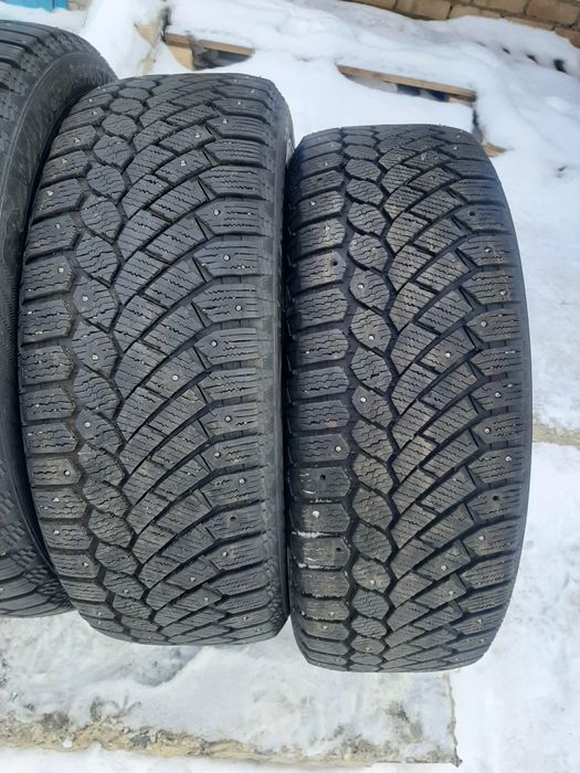 Продам шины 235/55/19