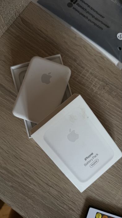 Apple Magsafe Battery Pack | Безжична зарядна батерия за Iphone