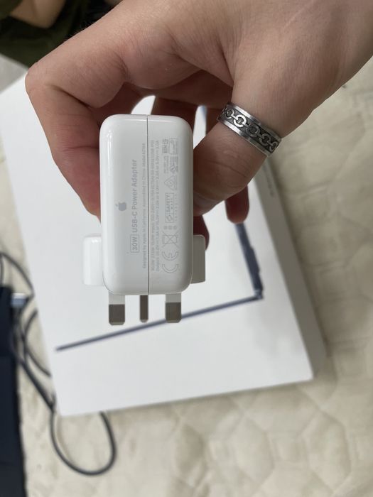 Блок от MacBook 13 2022 года