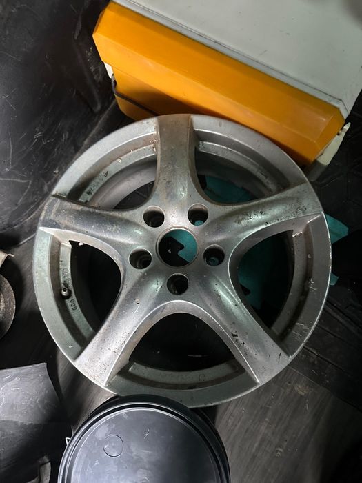 Roți 5*112 R16 roți cu anvelope 205/45/R16 și 2 seturi de jante R16
