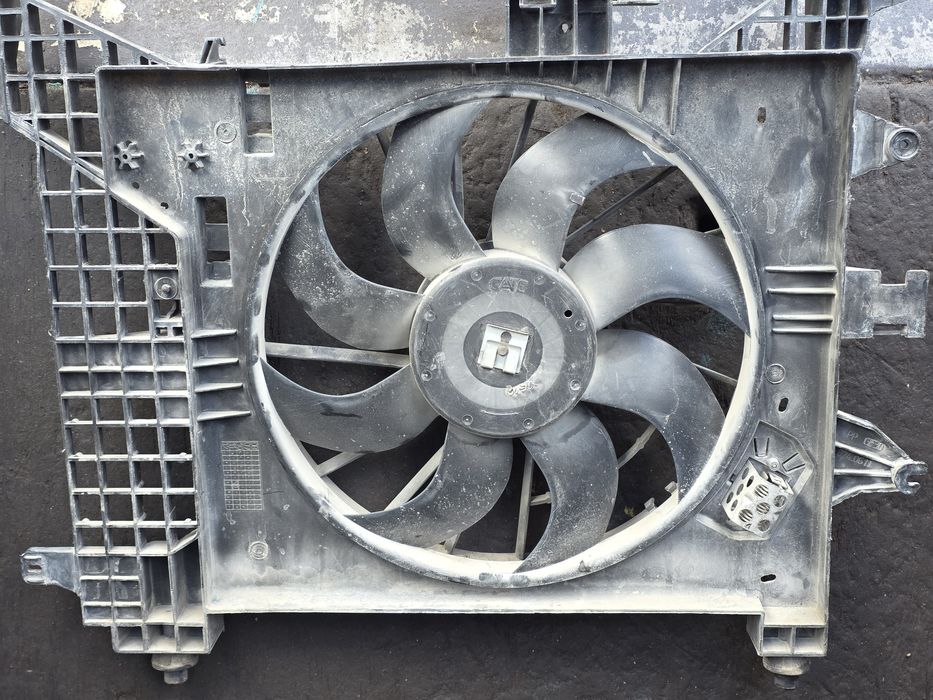 Диффузор/Вентилятор /Радиатора Рено Дастер/Renault Duster