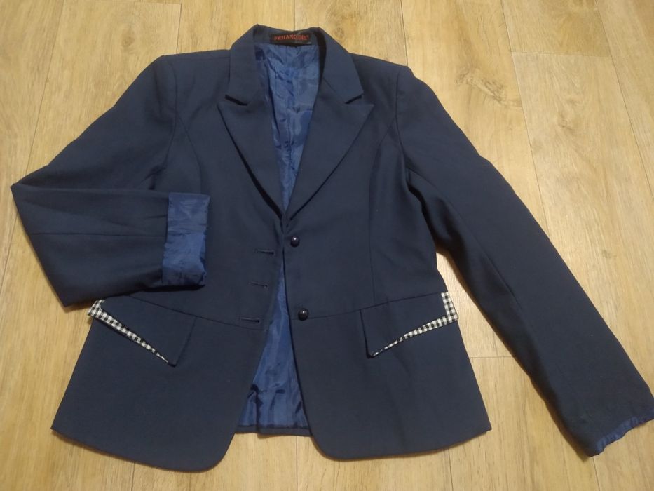 Школьный пиджак на девочку 3-4 класс