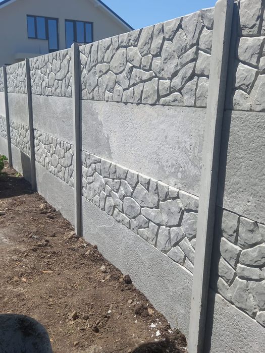 Gard din beton placi