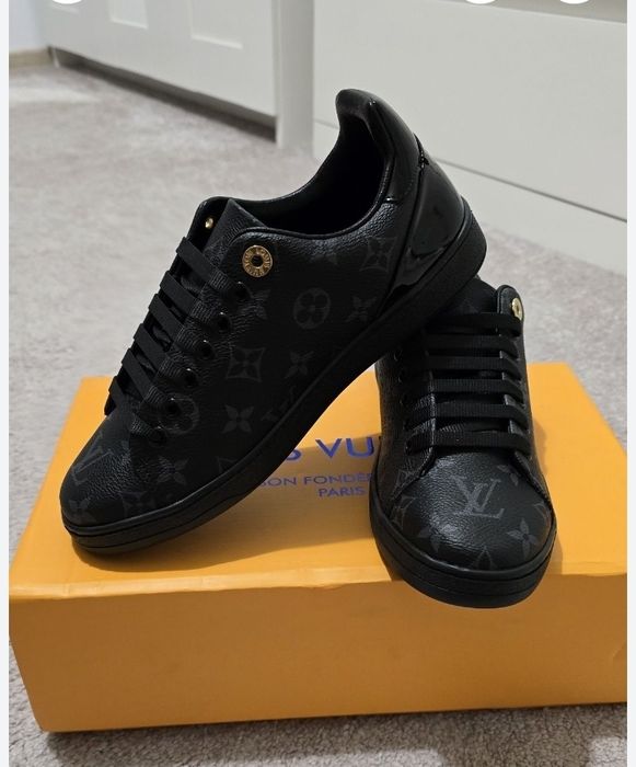Adidasi Louis Vuitton