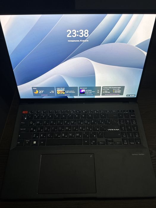 ноутбук ASUS vivibook Pro 16x OLED (M7601RM)