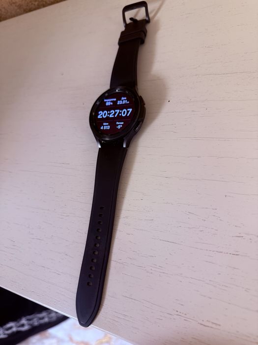 Смарт-часы Samsung Galaxy Watch 4 Classic