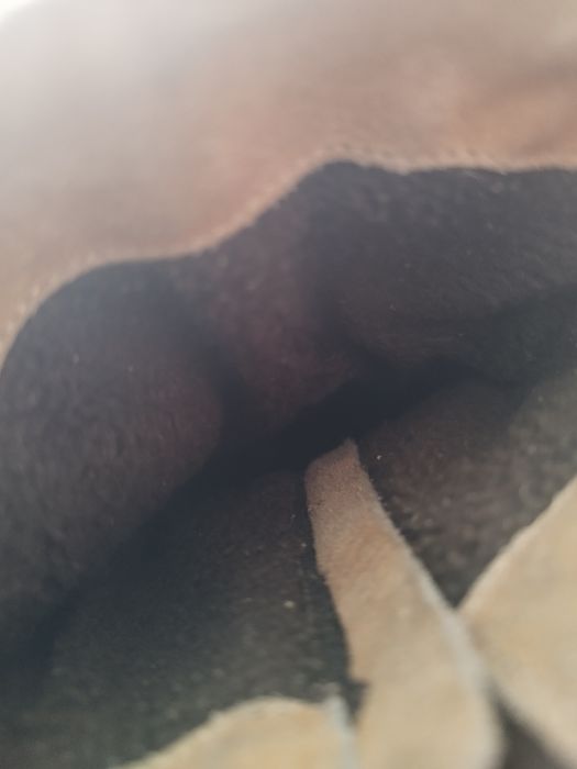 Ghetuțe negre îmblănite