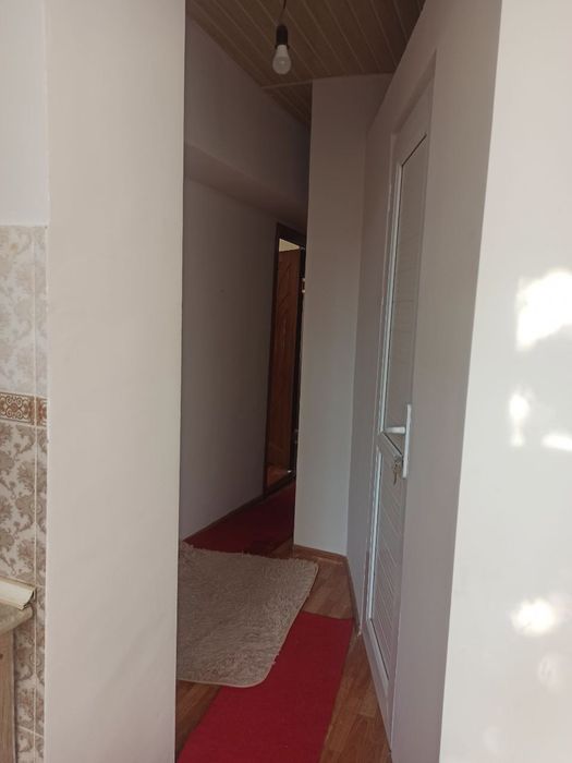 2 xonali uy. 3 qavat. Ijaraga beriladi. Uzoq muddatga.