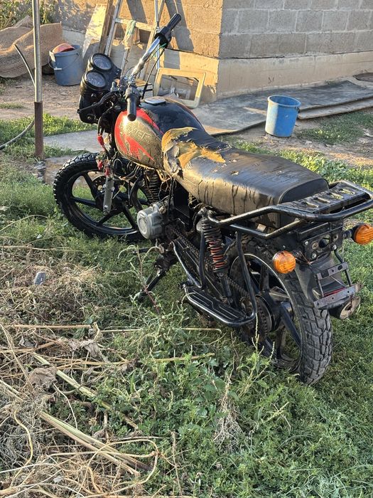 Мотоцикл  Bajaj boxer 150 торг