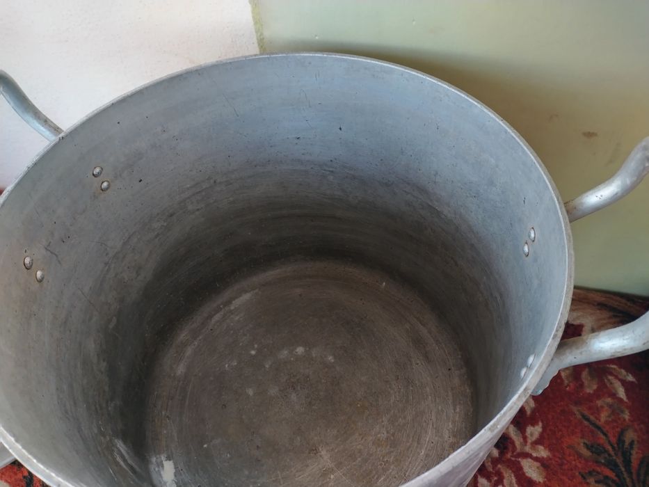 Продам кастрюлю аллюминиваю