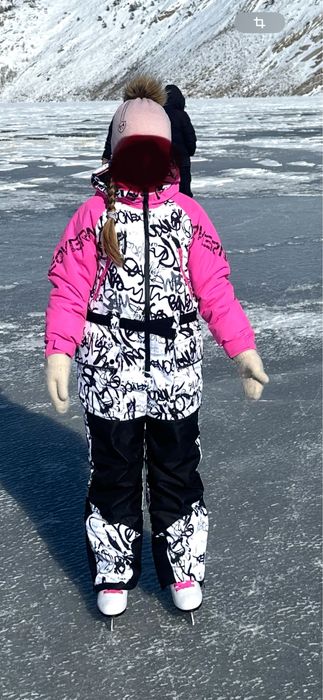 Продам комбенизон на девочку