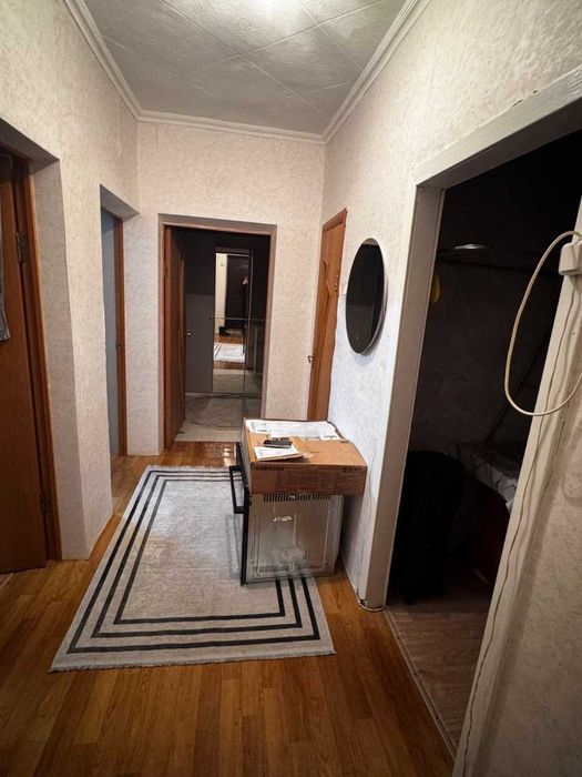 Продаю 3-ком КВ в р-н КЖБИ .