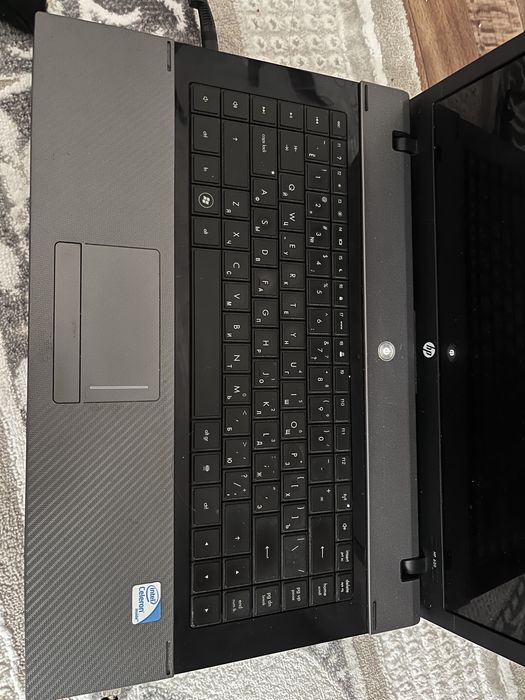 Ноутбук сатылады