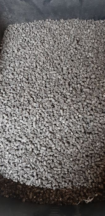 Lucerna , ștroturi peletate