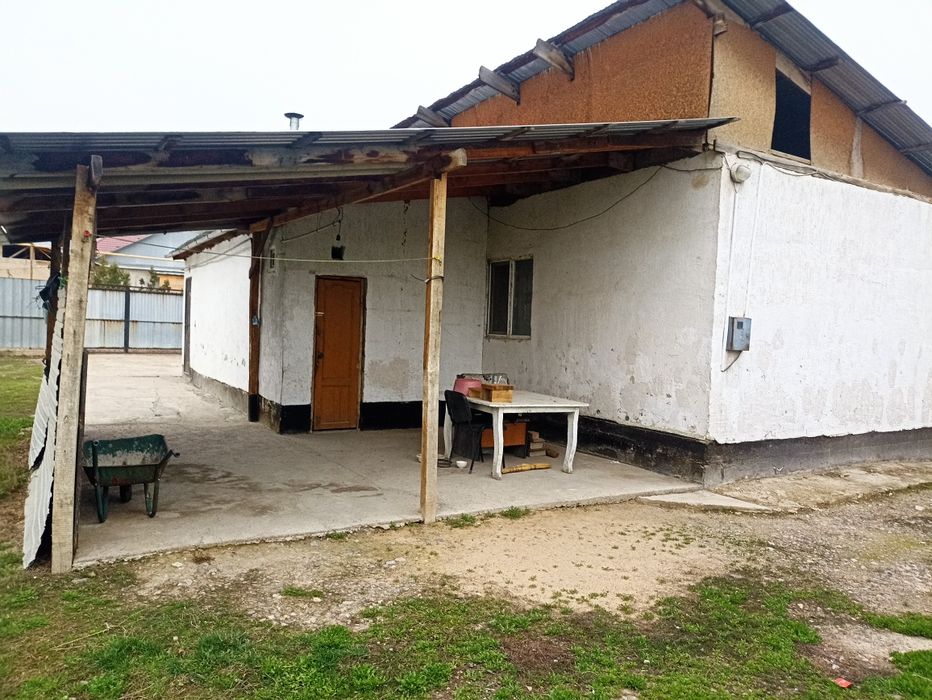 Продажа домов Уи Сатылады