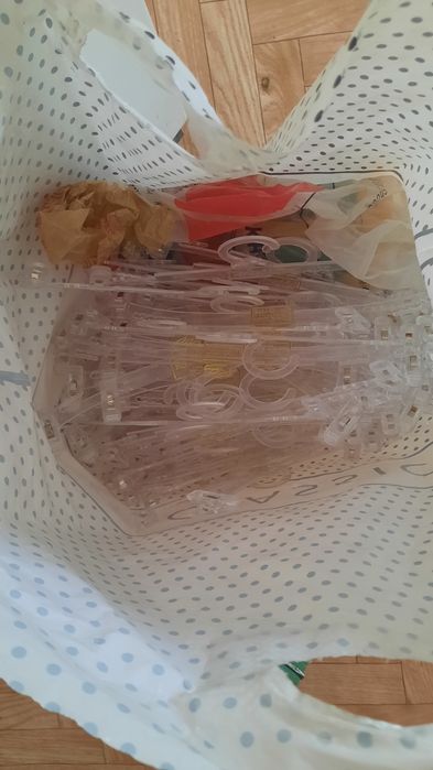 Вешалки в магазин