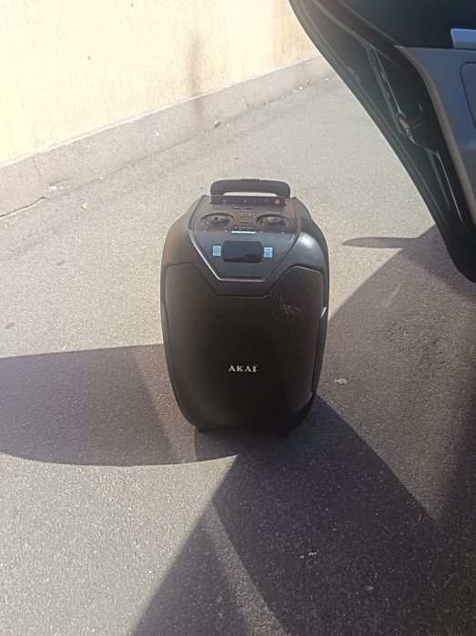 Vand boxa Akai 50 de W