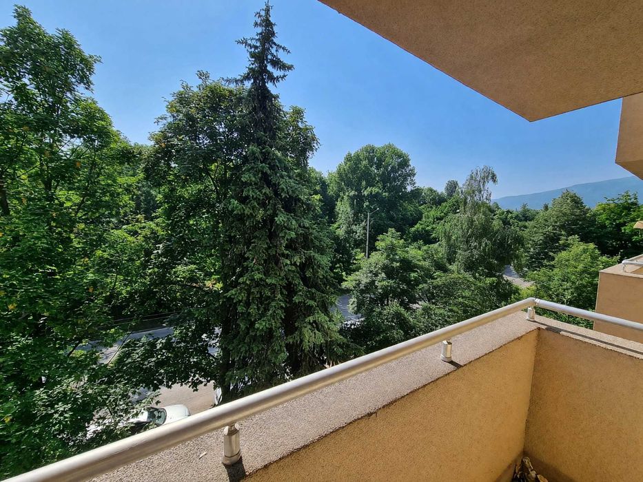 Продава се Тристаен апартамент в София, Стрелбище - 76 кв.м за 3354 €/кв.м - Снимка #1