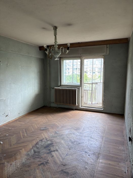 Apartament zona Bd Unirii - Lucian Blaga - Piata Alba Iulia - 3 camere - 90 mp - 2 bai - 2 camere depozitare