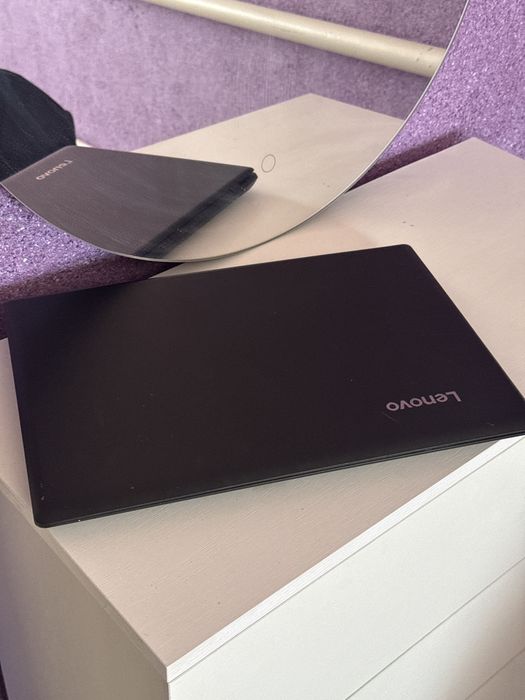 Ноутбук Lenovo Wendows 10