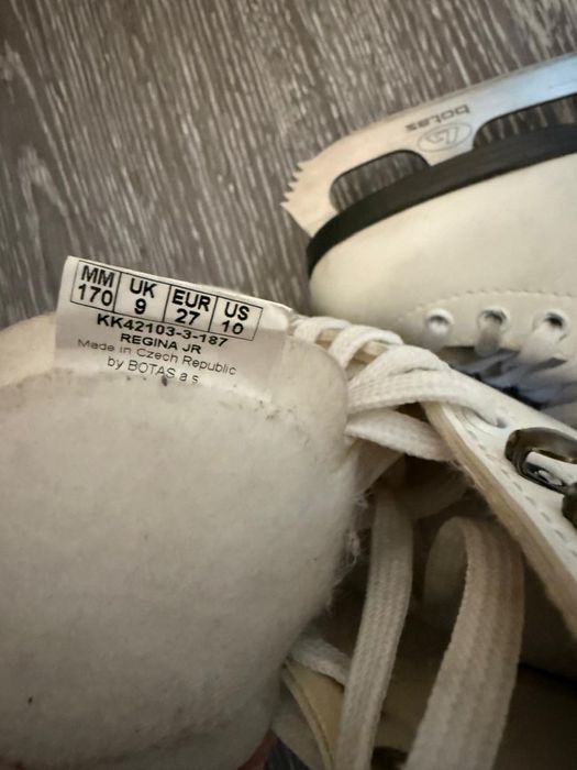 Продам детские коньки