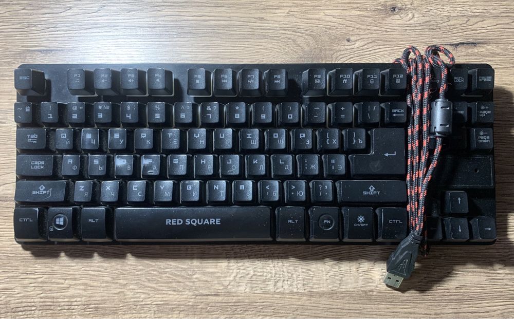 Продам клавиатуру RED SQUARE