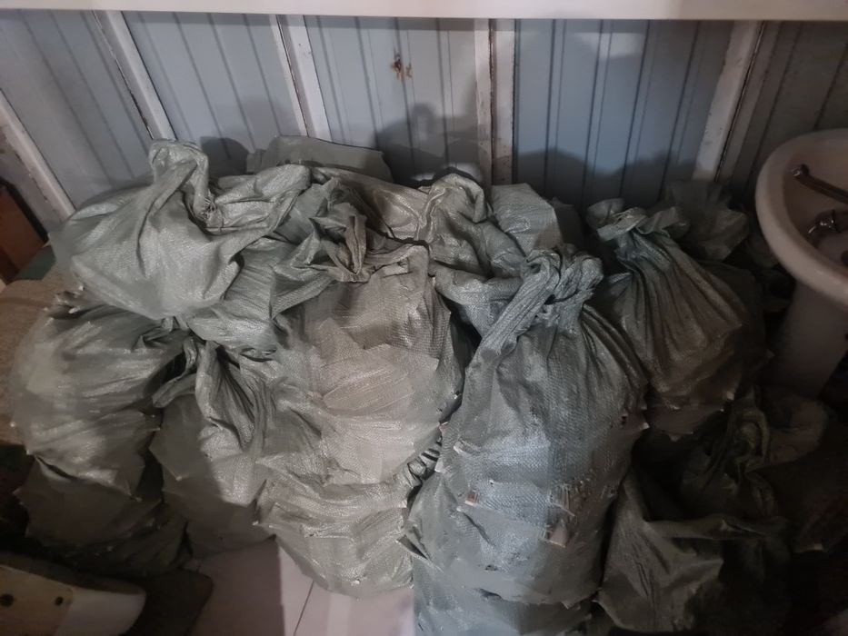 Отдам Мусор бесплатно