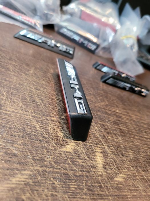 Емблема AMG за решетка маска на Мерцедес Mercedes