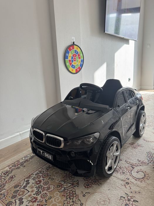 Продам детскую машину