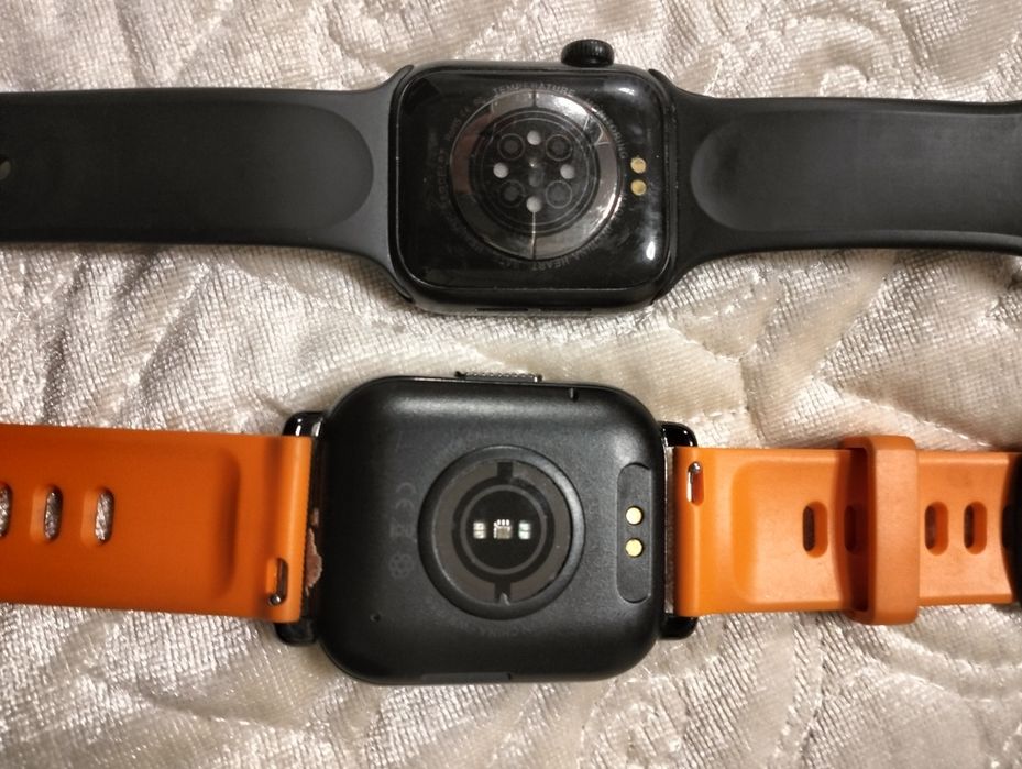 Продам часы за 25000тг обе