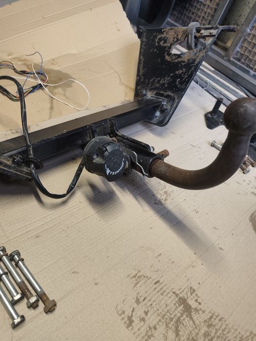 Теглиз за Хонда ЦР-В 2