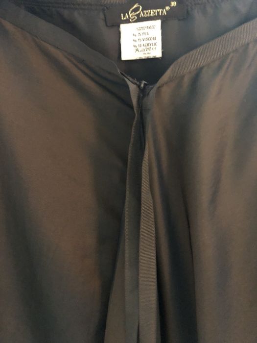 Продам новую стильную шоколадного цвета юбку миди La Gazzetta!