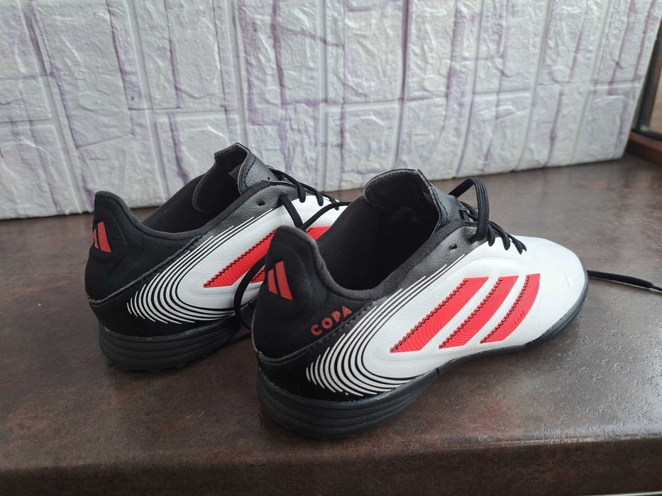 детски стоножки,маратонки,спортни футболни обувкиAdidas,адидас,34