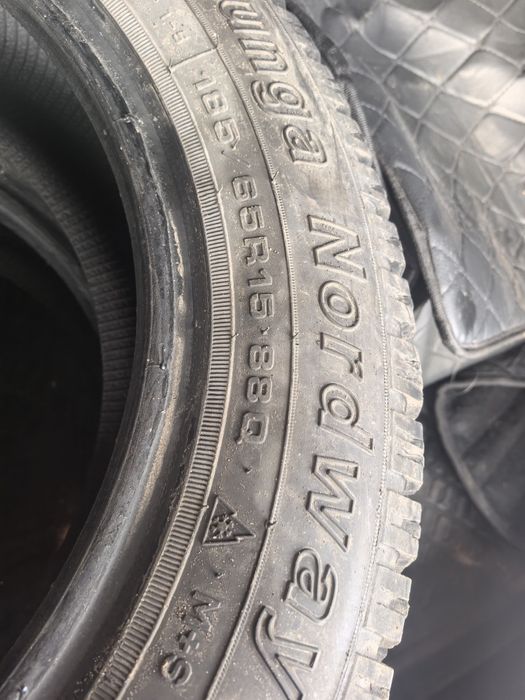 R15 с шипами состояние отличноое