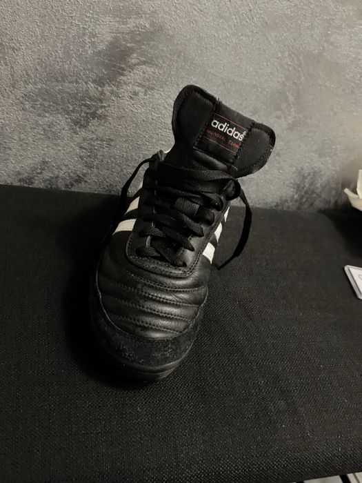 Ghete Fotbal  Adidas MUNDIAL TEAM