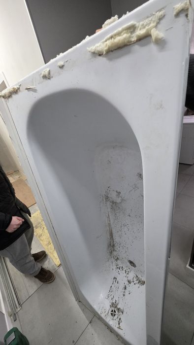 Продам ванну в хорошем состоянии