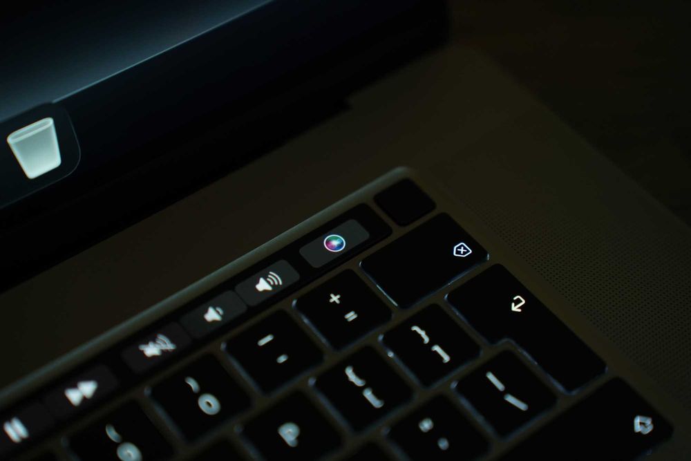 MacBook Pro 16" (2019) – Intel Core i7 | 16GB RAM | 500GB SSD | Touch