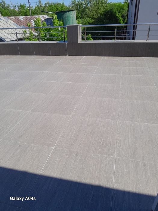 Închiriez apartament în vila