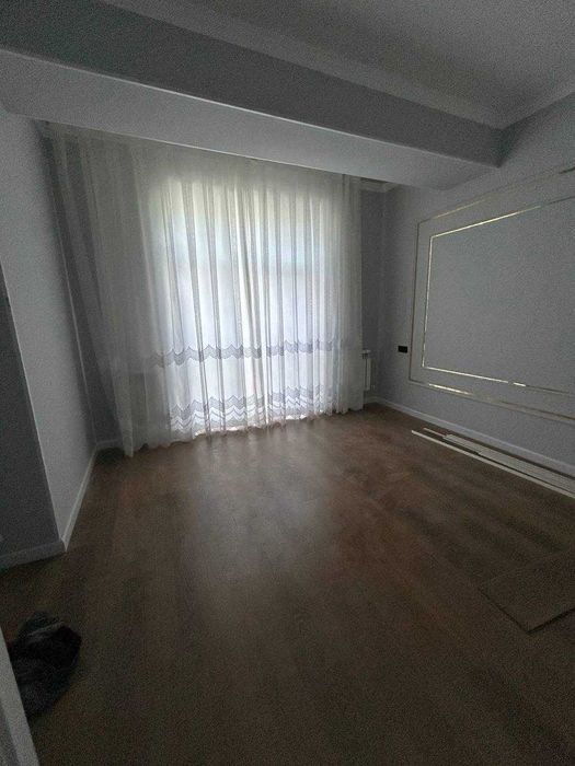 *Lafayette 3ком квартира в центре.19 и 26,5 муз школы,Японамама,Центр