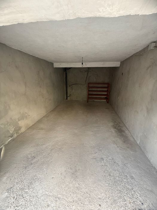 Дава се под наем Гараж / Паркомясто в Добрич, Център - 20 кв.м за 79.56 € - Снимка #3