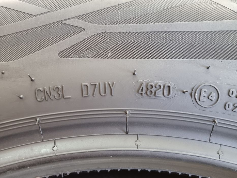 235/55/18 Continental 4Броя: 180€ 6.5мм