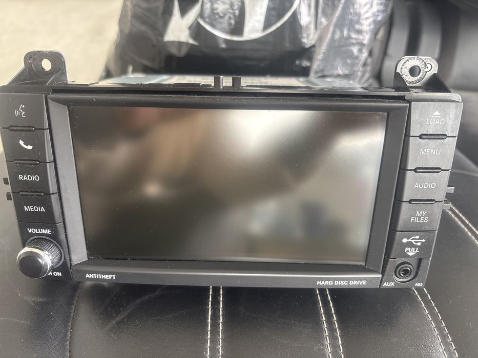 CD Медия за Гранд Чероки Ларедо нов