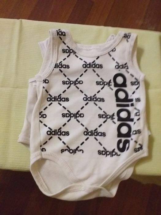 Боди на мальчика или девочку 7 штук.