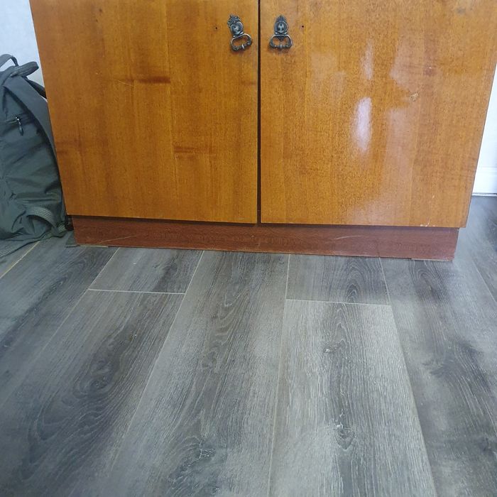 Тумба в хорошем состоянии.Самовывоз.