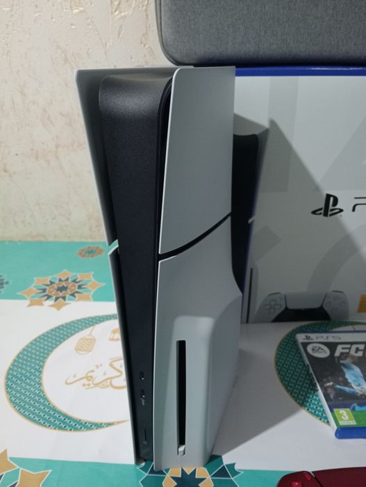 Playstation 5 Slim 2025