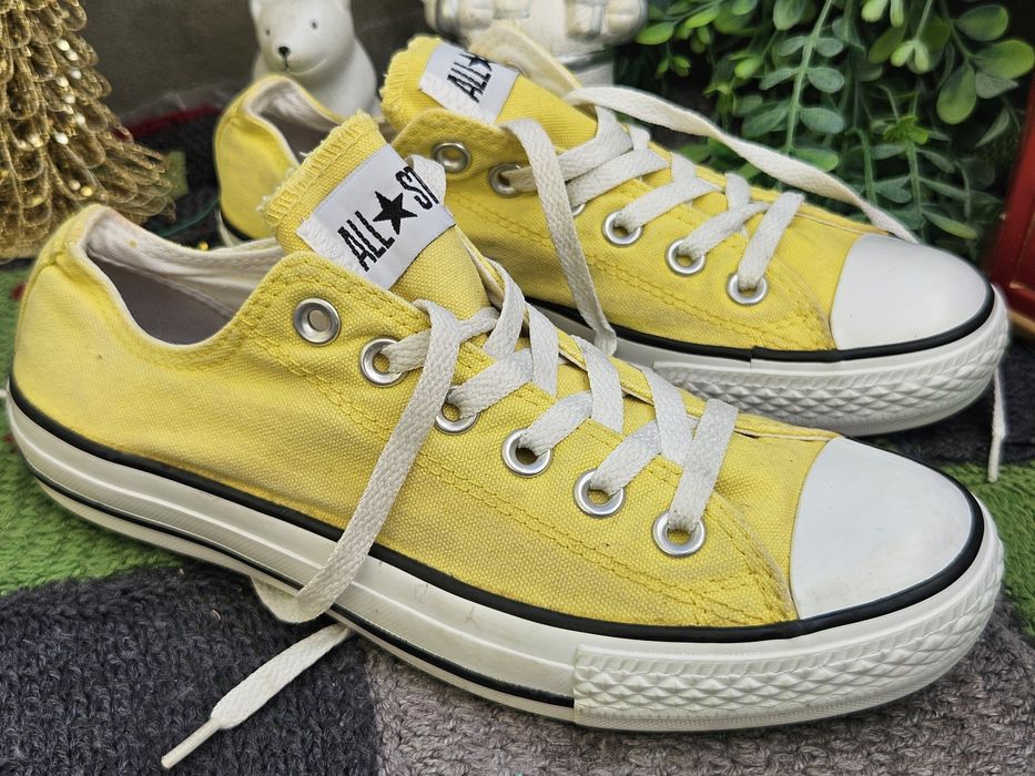 Converse кецове в жълто N37.5